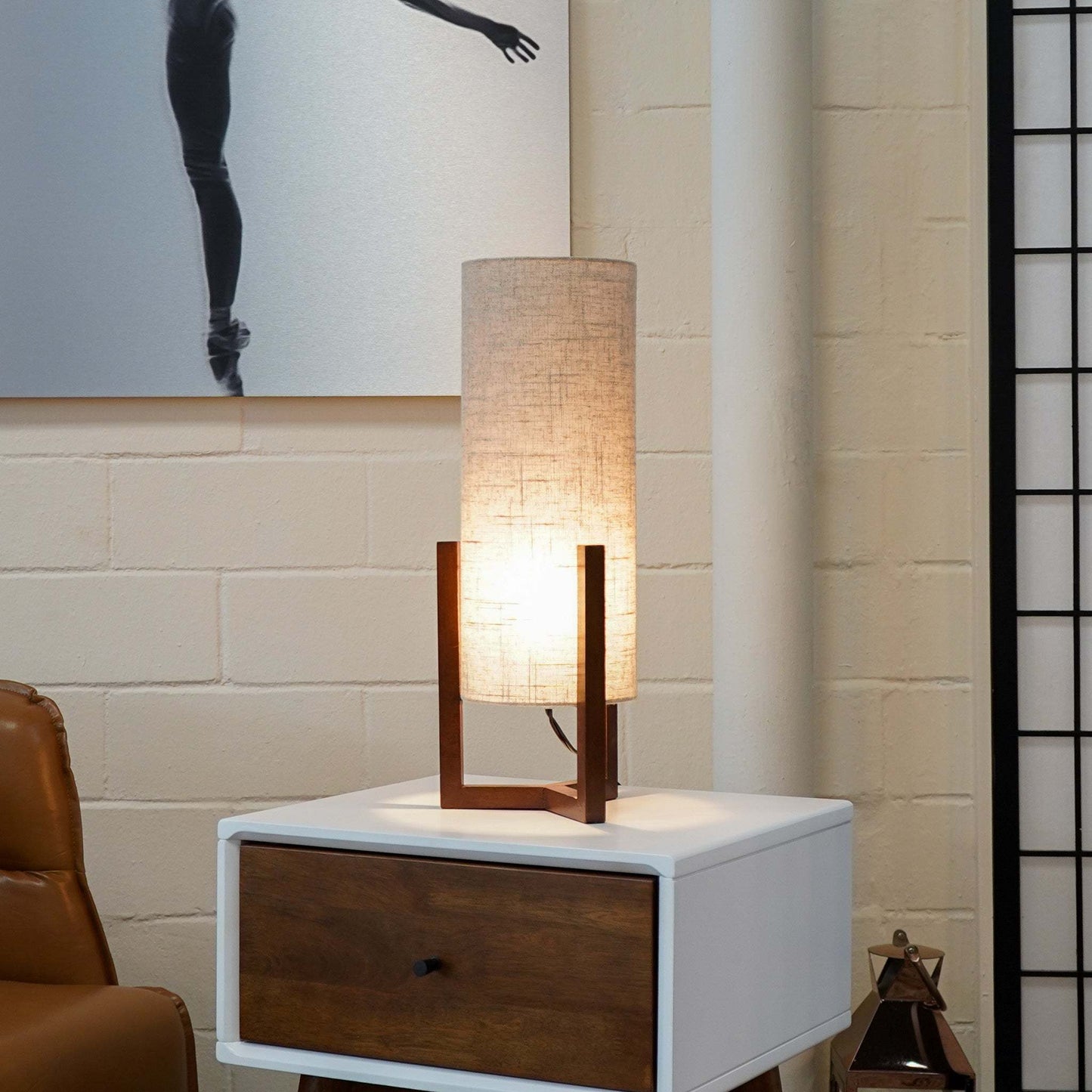 Modern Bedroom & Living Room Small And Easy To Move Desktop Lamp Directly From The Us Warehouse, Suitable for Bedroom,Brisa Table Lamp, Walnut Wood Base with Natural Linen Shade